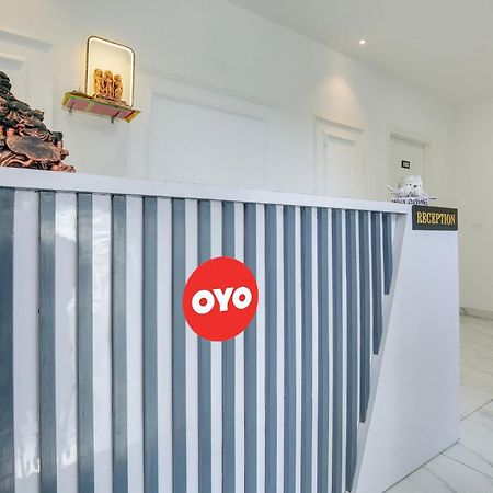 Hotel O Sky White House 卢迪亚纳 外观 照片